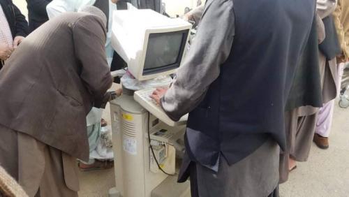 Monitore für ein Krankenhaus in Afghanistan, das durch unsere Spenden ermöglicht wurde.